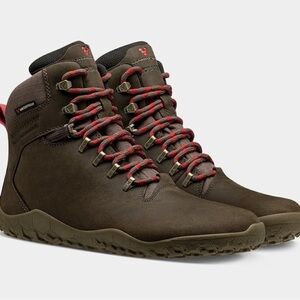 Vivobarefoot Tracker II W9.5 New in Box